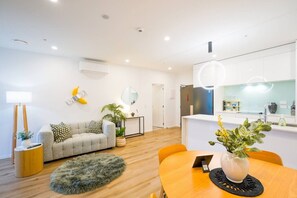 Interior - 2 Bedrooms in Prime Location with Free Parking (Auckland)