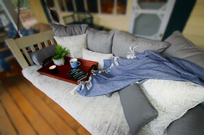 Smart TV, fireplace, books, printers - Katie's Lakehouse, Beautiful views, Canoe & Kayak (Highlands)