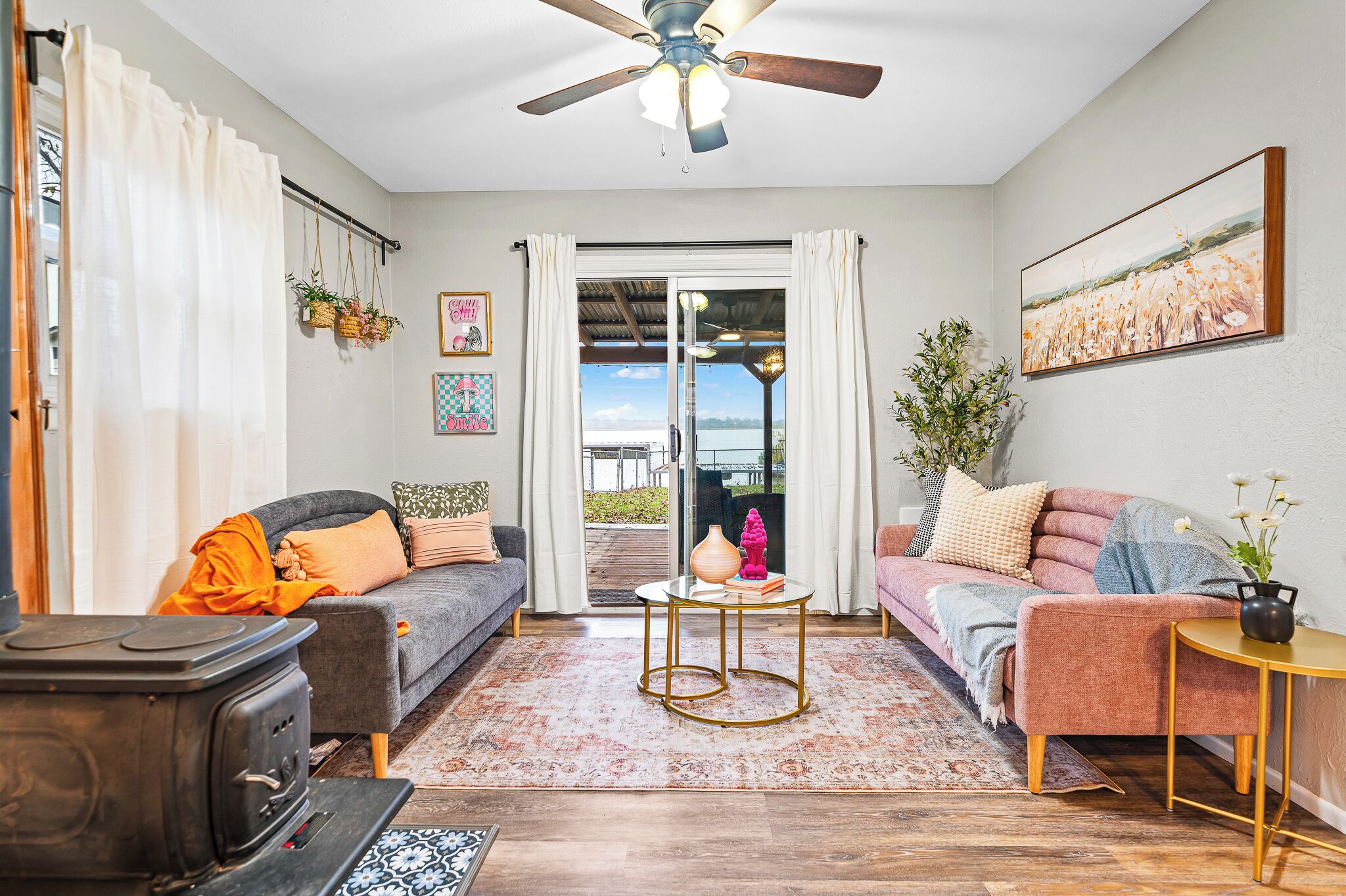 TV connectée, cheminée