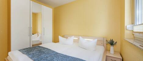 2 bedrooms