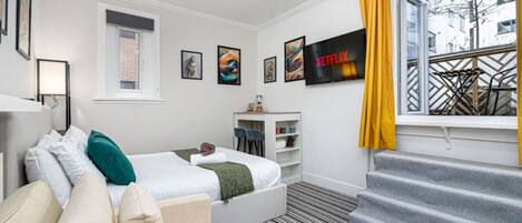 1 quarto, escrivaninha, Wi-Fi