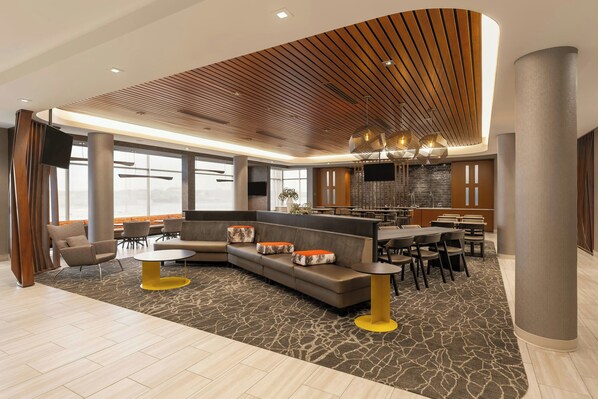 Lobby - Springhill Suites By Marriott Fargo (Fargo)