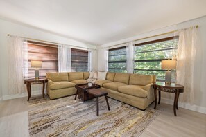 Smart-tv en een open haard