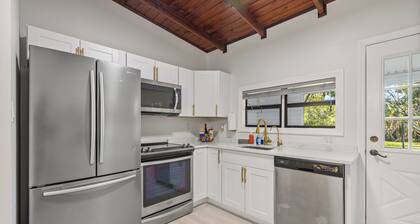 Serene & Elegant 2-bedroom house with WiFi/AC in fantastic Alva