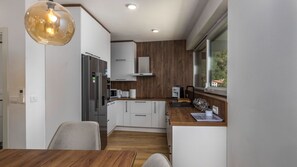 Fridge, microwave, oven, dishwasher