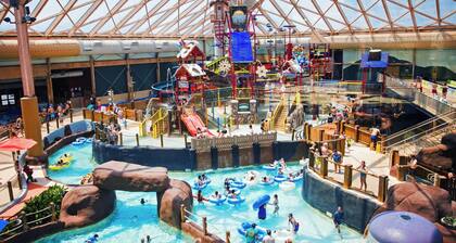 Slope View Chalet Hot Tub, Firepit, Family Fun