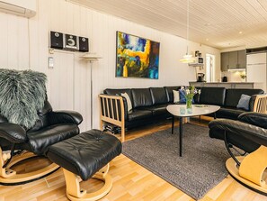 Interior - 4 Star Holiday Home in Vaeggerlose (Vaeggerlose)