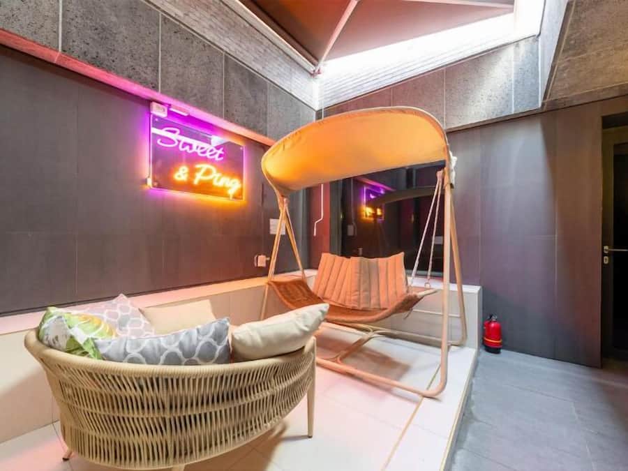 Phòng Suite Cao cấp | Hiên