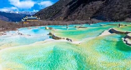 Jiuzhaigou Cloudy Hotel