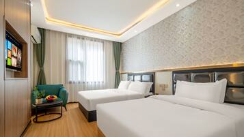 Luxury Twin Room, Balcony, Mountain View | Blackout drapes, free WiFi