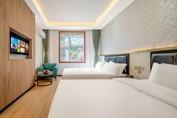 Luxury Twin Room, Balcony, Mountain View