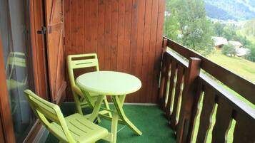 House | Balcony