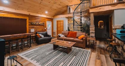 Log Haus- Cabin in Amish Country