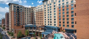 Nat'l Harbor MD’s Innovative Waterfront District near Wash DC 2BD/2BA Deluxe Ste