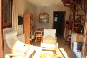 Apartment | Living room - Barbessine Bbb11 SUN & Chair Lift 5 Pers (Chatel)