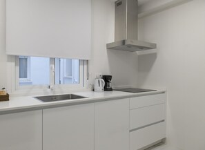 Fridge, microwave, dishwasher, coffee/tea maker - CENTRO CORDOBA CON PARKING GRATIS (córdoba)