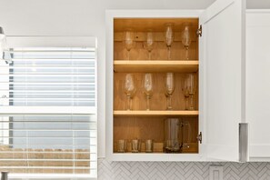 Interior - Charming 3-Bedroom, 2 King Beds, 10 Minutes to Downtown San Antonio
(San Antonio)