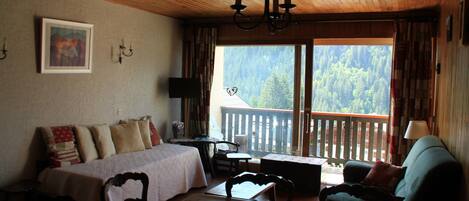 Leilighet | Oppholdsrom