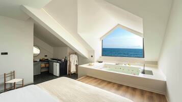 Classic Double Room, Private Bathroom, Ocean View | 1 bedroom, soundproofing, free wired internet