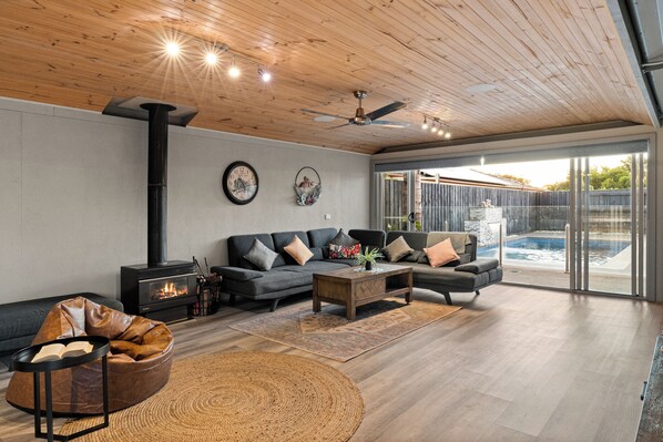 تلفزيون ذكي، مدفأة