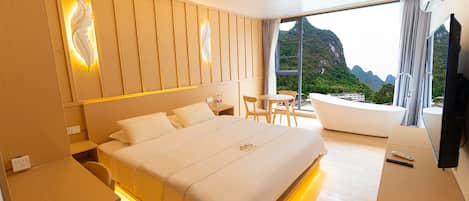 Superior Double Room, City View | Blackout drapes, free WiFi, bed sheets