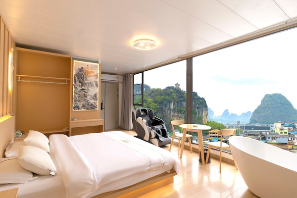 Blackout curtains, free WiFi, bed sheets