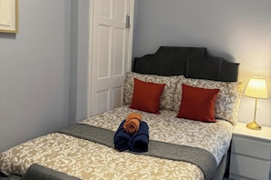 1 Schlafzimmer, Bügeleisen/Bügelbrett, WLAN, Bettwäsche