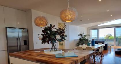 Stylish townhouse in prime location Dromana