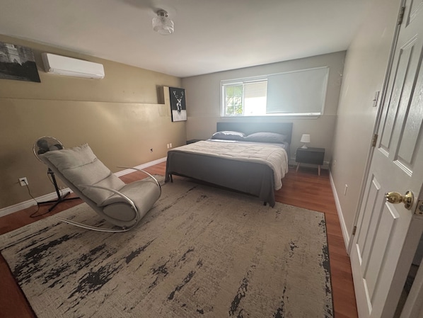 2 bedrooms, WiFi - Cozy 2-Bedroom Basement unit (Dartmouth)