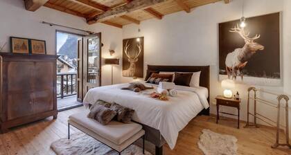 La Baita 1800 Ski In Ski Out, Claviere, Italy