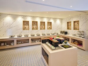 Buffet - Regenta Dwarka (Dwarka)