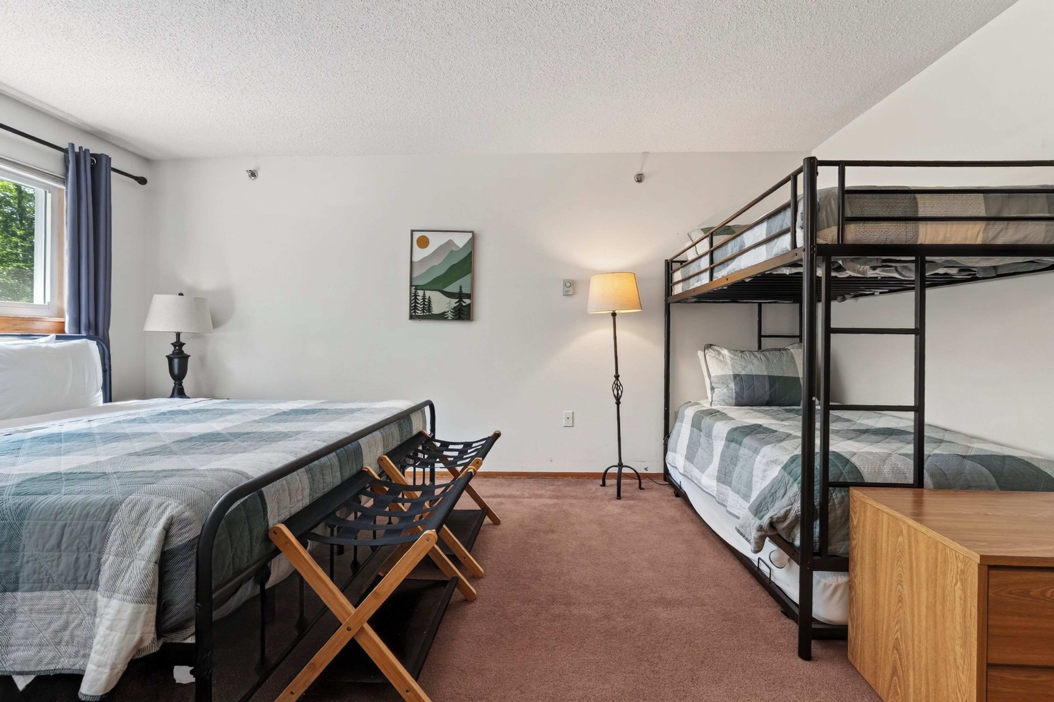 1 chambre, accès au Wi-Fi (inclus), literie fournie