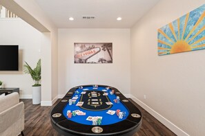 Game room - CANCUN RESORT STYLE HOME/POOL/ AMBIENT LIGHTING (Fresno)