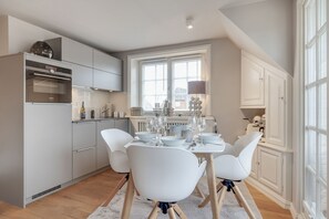 Immagine non classificata, 5 di 28, pulsante