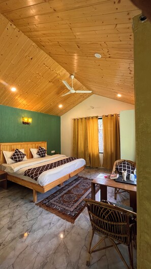 Premium Cottage, 1 Queen Bed, Non Smoking, River View