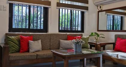 Samong Transient House