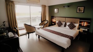 Deluxe Double Room | In-room safe, WiFi (free) - Joance Regency (Thodupuzha)