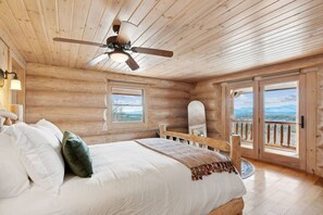 4 عدّة غرف نوم ومكتب ومكواة/لوح كي وسرير سفر