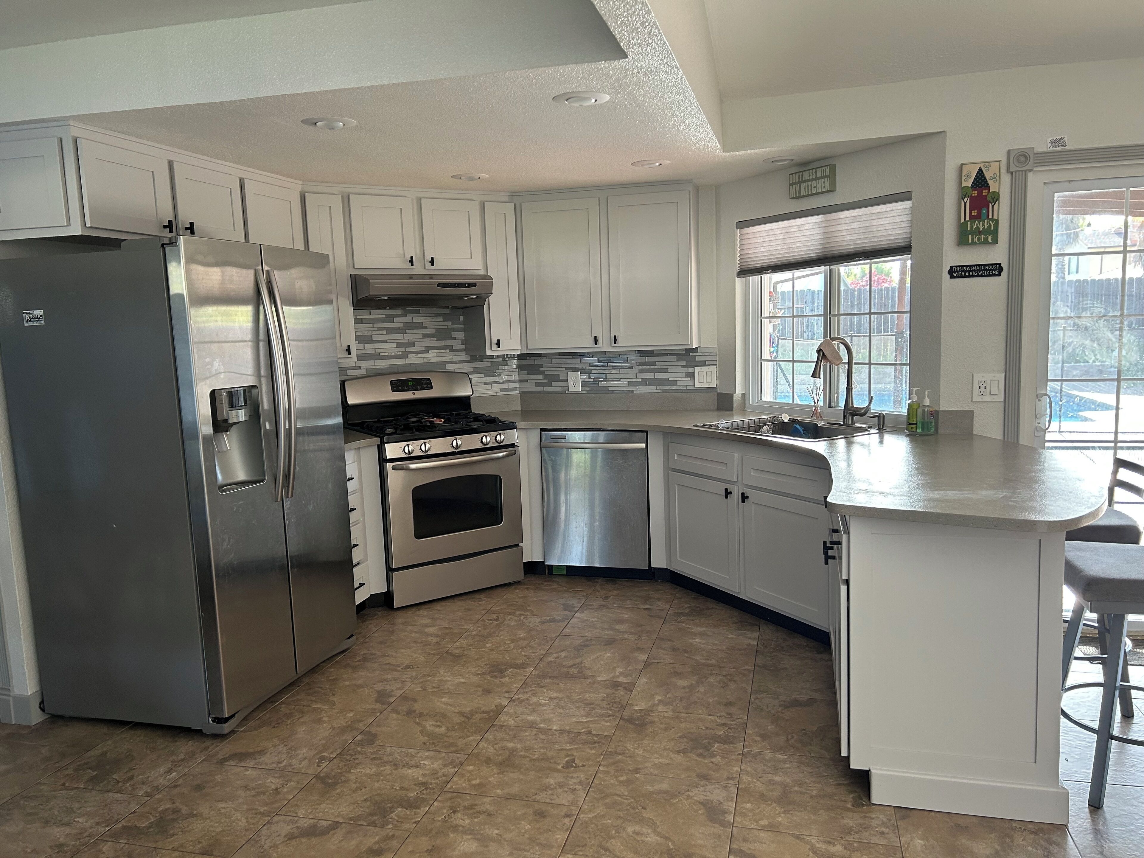 Charming 3-bedroom house in beautiful Sacramento near Sac State