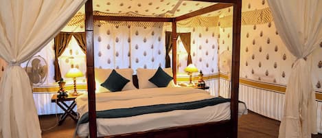 Family Tent | 1 bedroom, free WiFi, wheelchair access