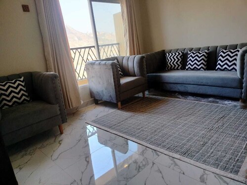 2 Bed lounge Fully Furnished Brand New Apartment on Daily rents