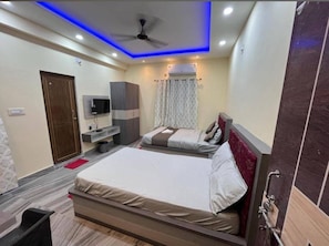 Deluxe Double Room, Multiple Bedrooms, City View | Free WiFi, bed sheets - Goroomgo Shivansh Home Stay Bhubaneshwar (Bhubaneshwar)