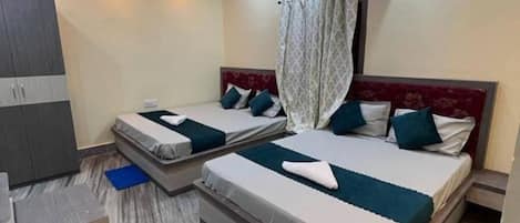 Free WiFi, bed sheets
