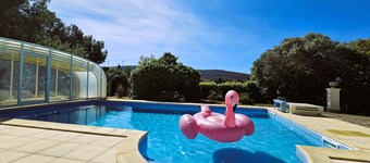 Belle villa privée avec grande piscine