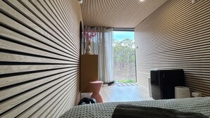 4 多间卧室、办公桌、熨斗/熨衣板、免费 WiFi