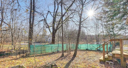 Near Historic Sites: Colorful Hyde Park Apartment!
