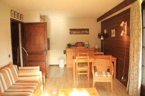 Apartment | Living area