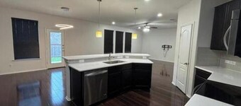 Charming 3-bedroom house with WiFi, AC in welcoming Leander