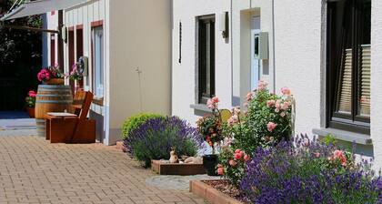 Ferienwohnung '1' mit privatem Balkon und Wi-Fi