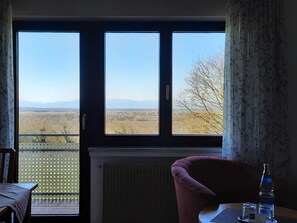 Fernseher, Stereoanlage